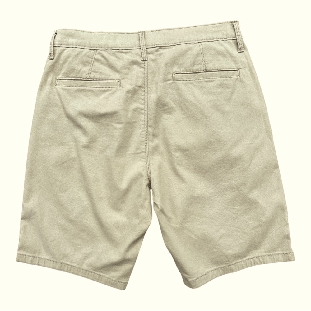 Arizona Jean Company Men's Beige Flex Classic Fit sport khaki Shorts - Picture 2 of 10